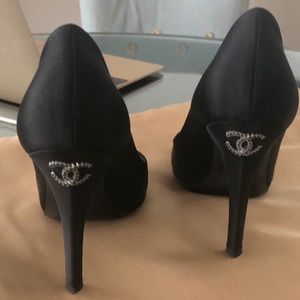 Authentic Chanel shoes 4 inches heel size 36/5